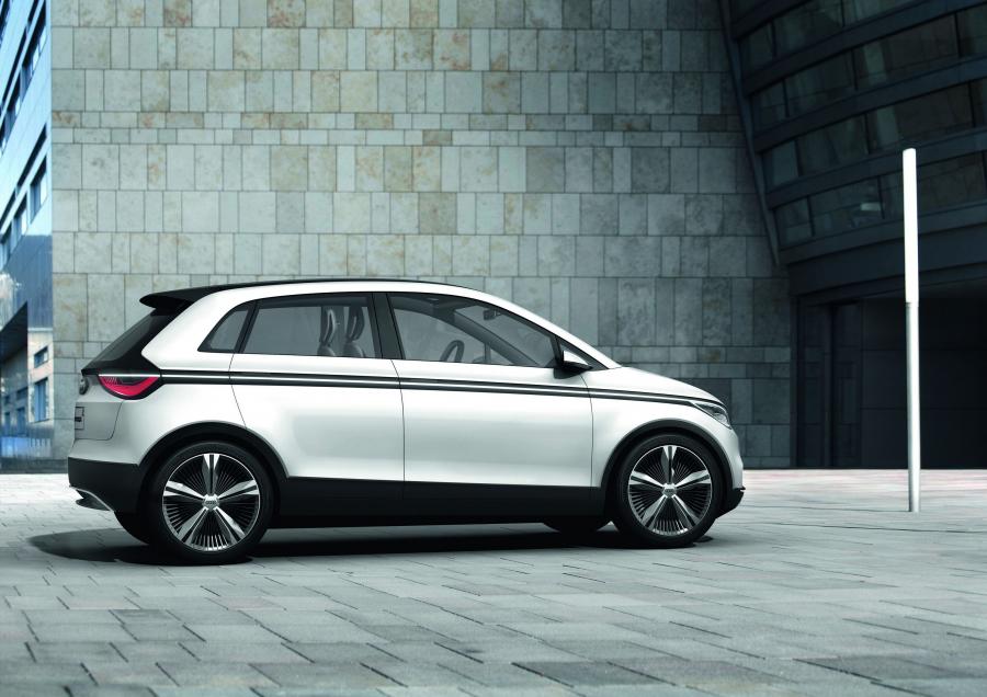  Audi A2 Concept 2011 года  (фото 11 из 32)